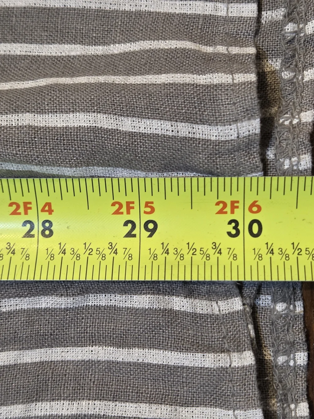 Zenara Woman medium gray and white striped linen shirt SZ M 100% linen